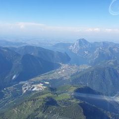 Flugwegposition um 15:46:43: Aufgenommen in der Nähe von Gemeinde Ebensee, 4802 Ebensee, Österreich in 2409 Meter